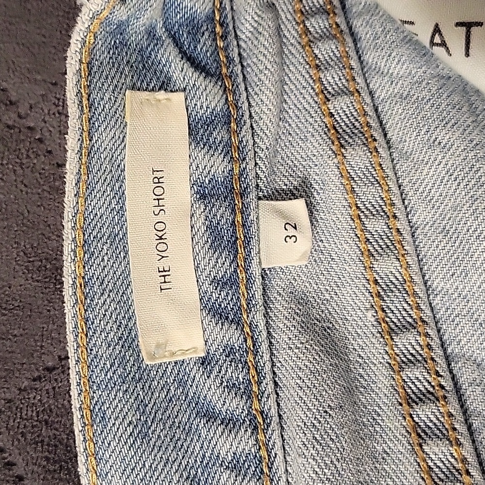 Denim Forum short - Picture 4 of 10